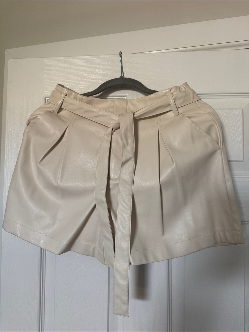 Lucy Paris Cream Faux Leather Tie-Belt High-Waist Shorts